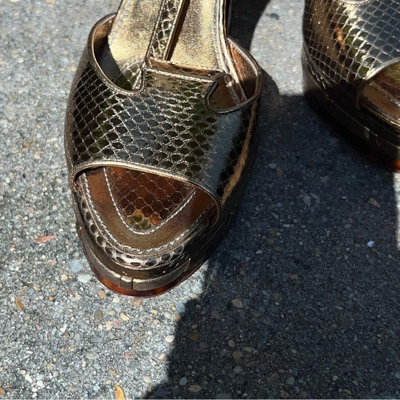 Authentic Vintage Louis Vuitton Gold Leather Runway Platform Heels - Picture 3 of 7